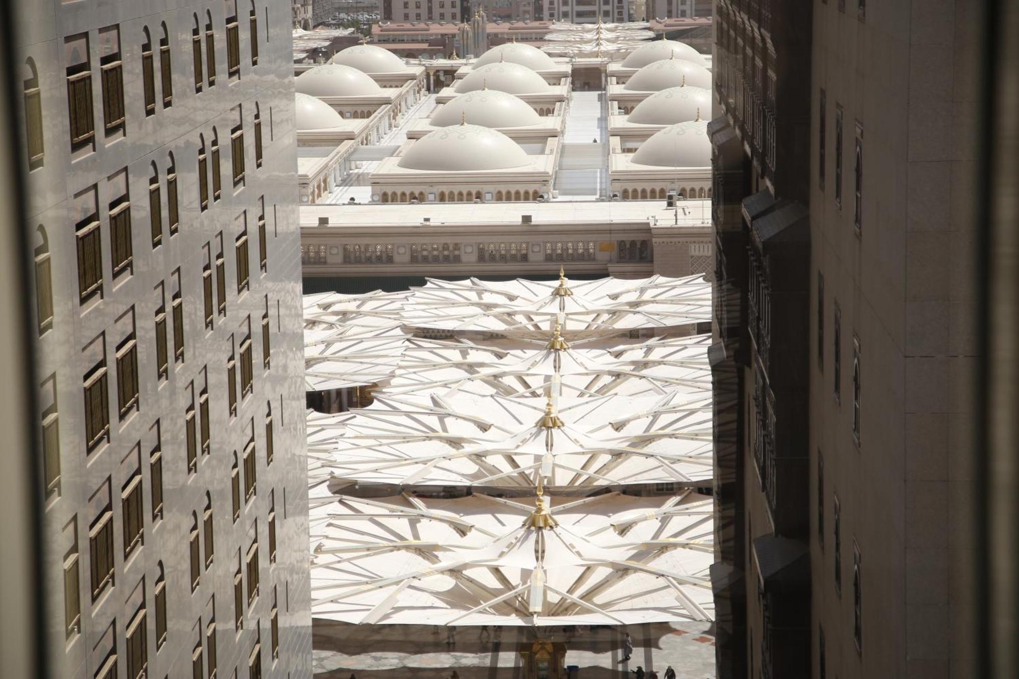 Maden Alrawda Hotel Медина Екстериор снимка The al-Masjidal Nabawi