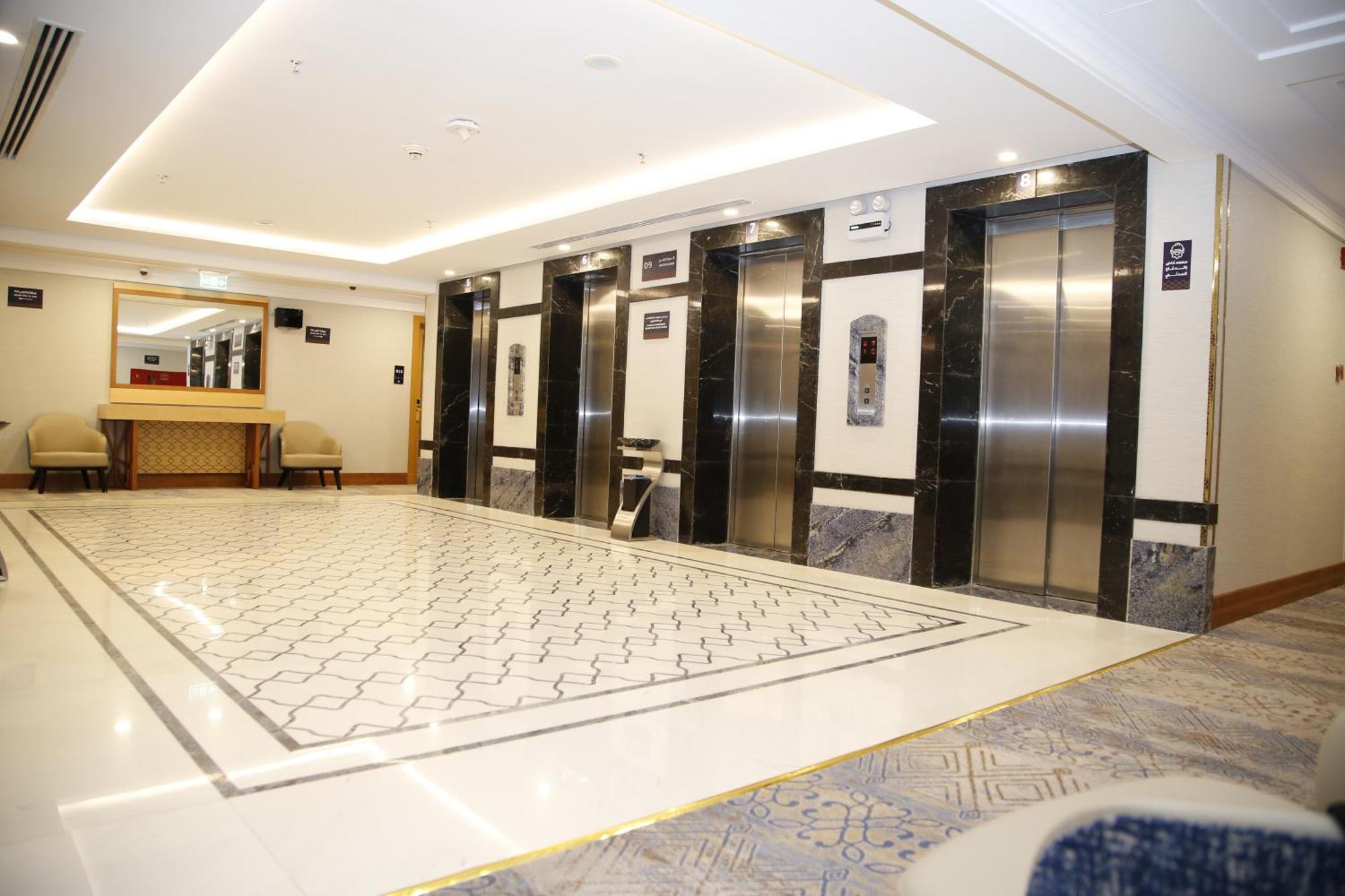 Maden Alrawda Hotel Медина Екстериор снимка Elevators at the 10th floor